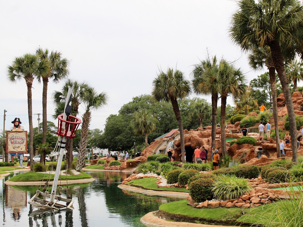 Photo of Treasure Island Miniature Golf