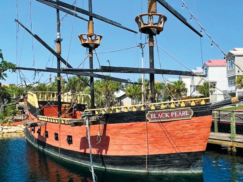 Photo of Black Pearl Mini Golf